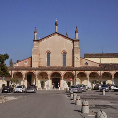 Foresteria Borgo Delle Grazie Curtatone Kültér fotó